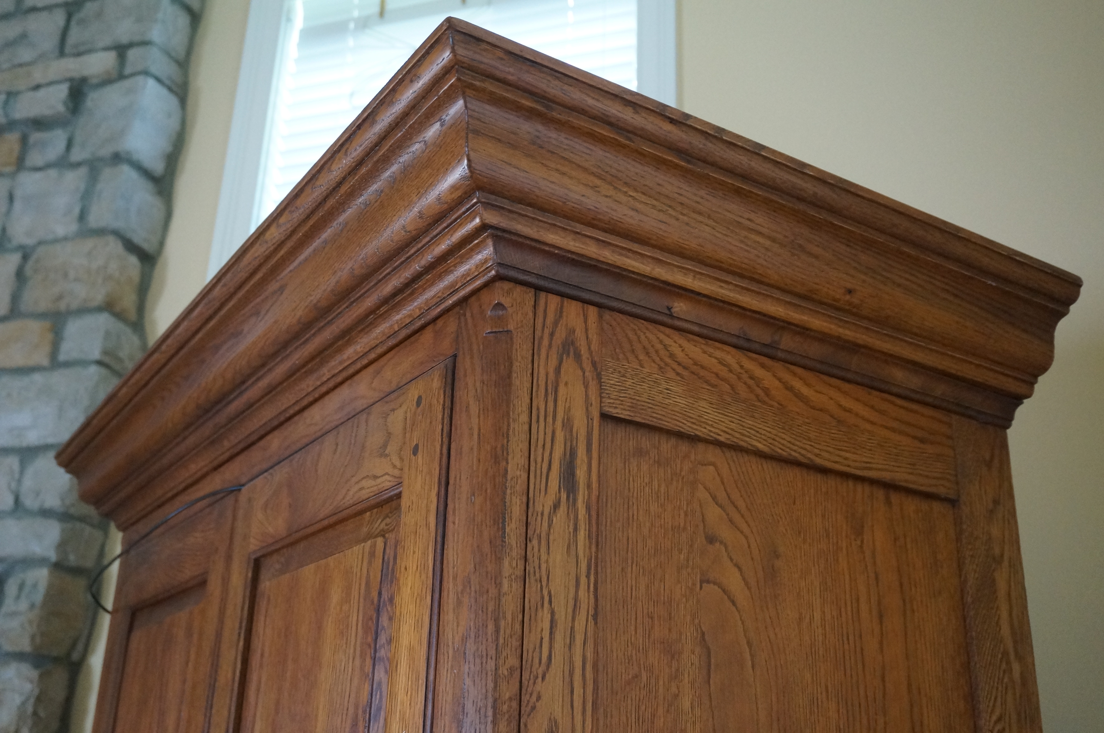 Lineage Oak Entertainment Cabinet