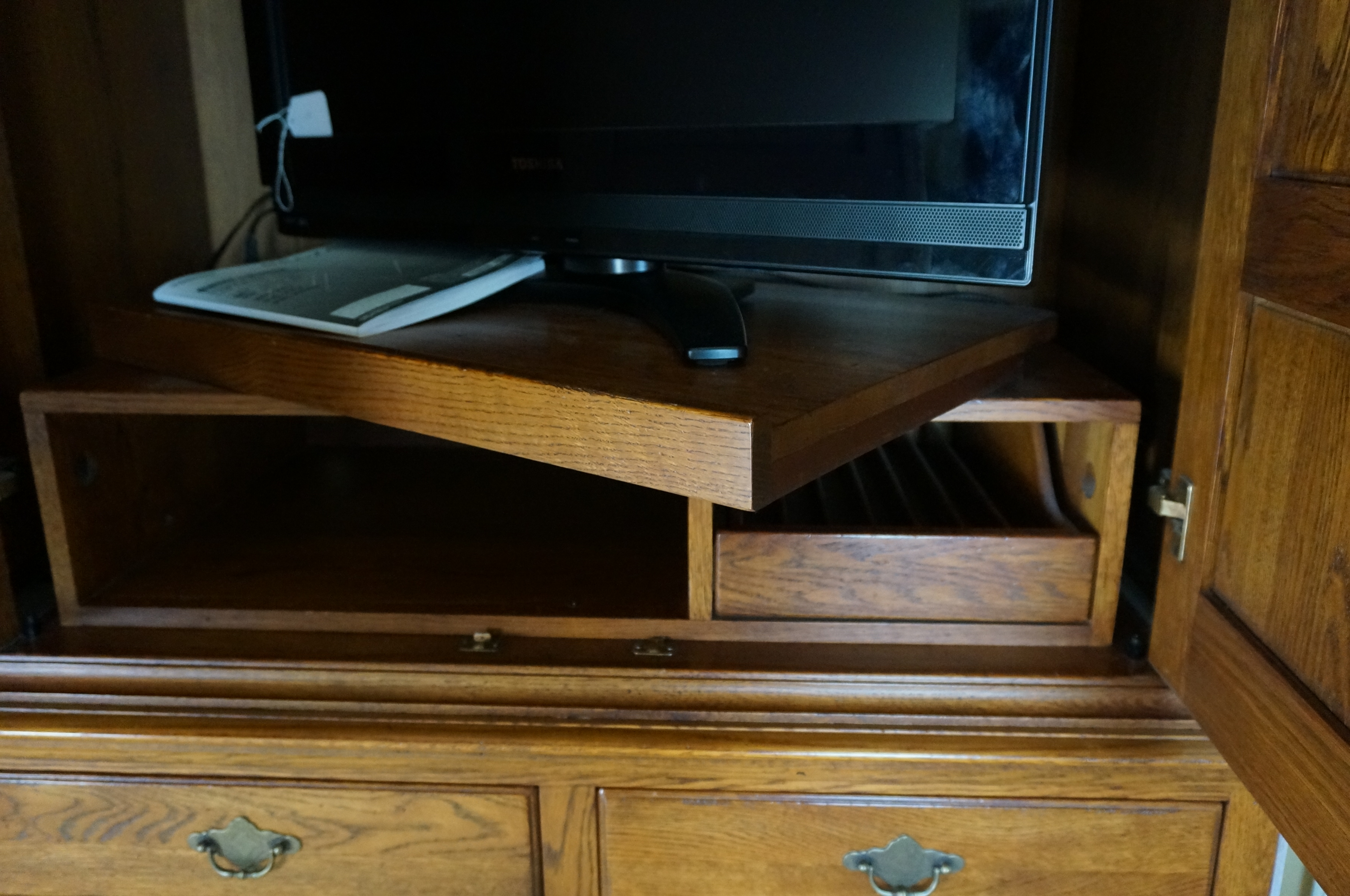 Lineage Oak Entertainment Cabinet
