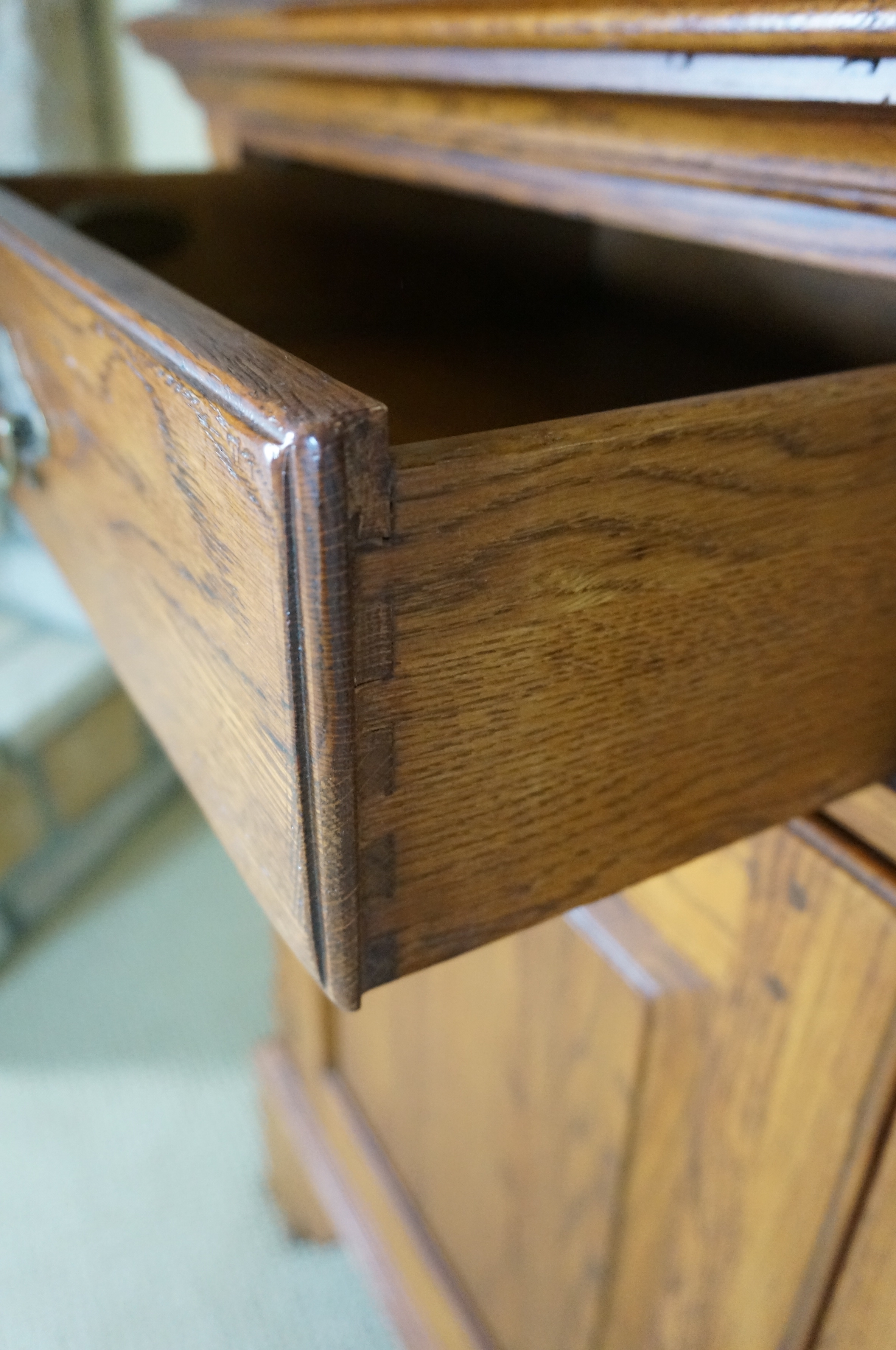 Lineage Oak Entertainment Cabinet