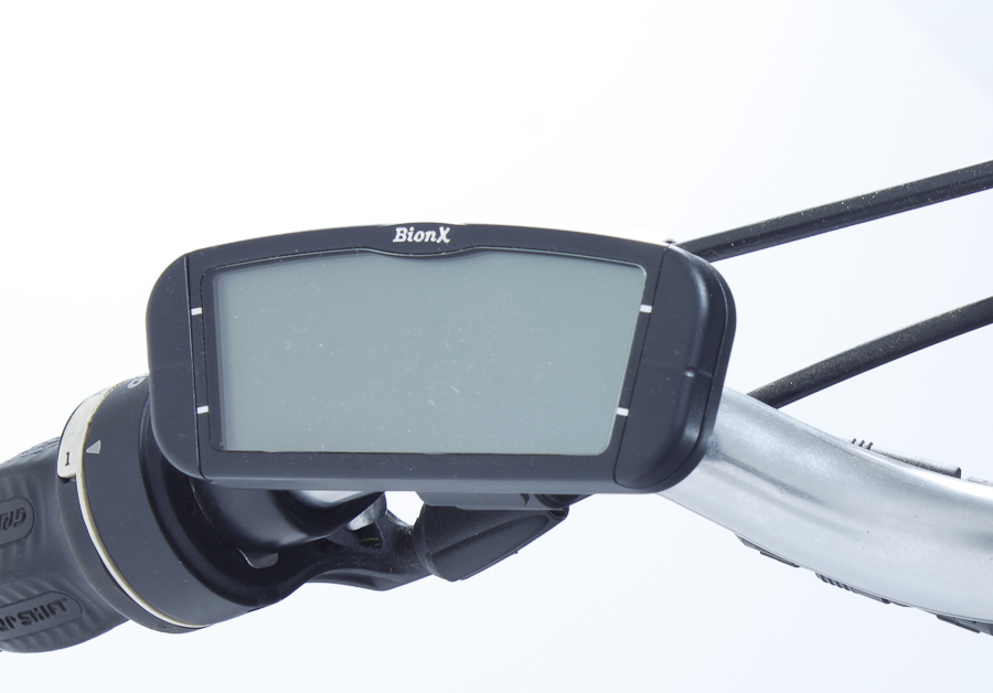 A Women's Trek Navigator 2.0 with BionX SL350