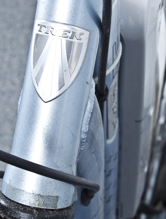 A Women's Trek Navigator 2.0 with BionX SL350