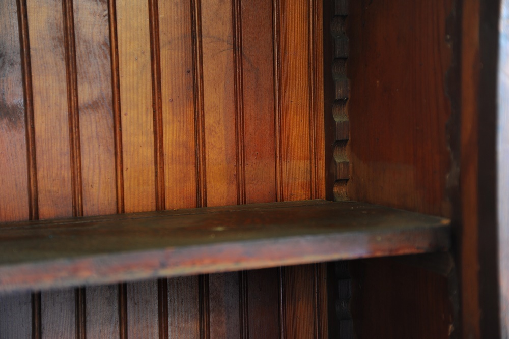 Late 1800s / Early 1900s Glass Front  Display Cabinet