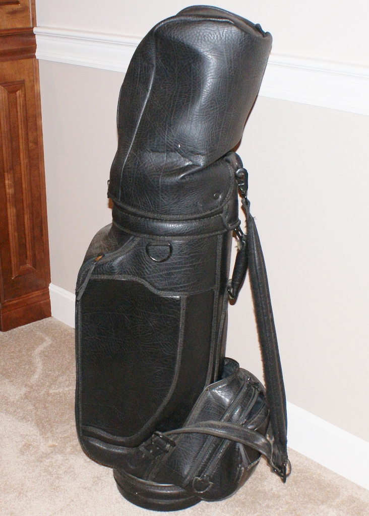 Coors Light Golf Bag With Clubs