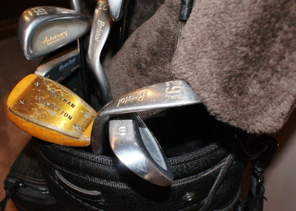 Coors Light Golf Bag With Clubs