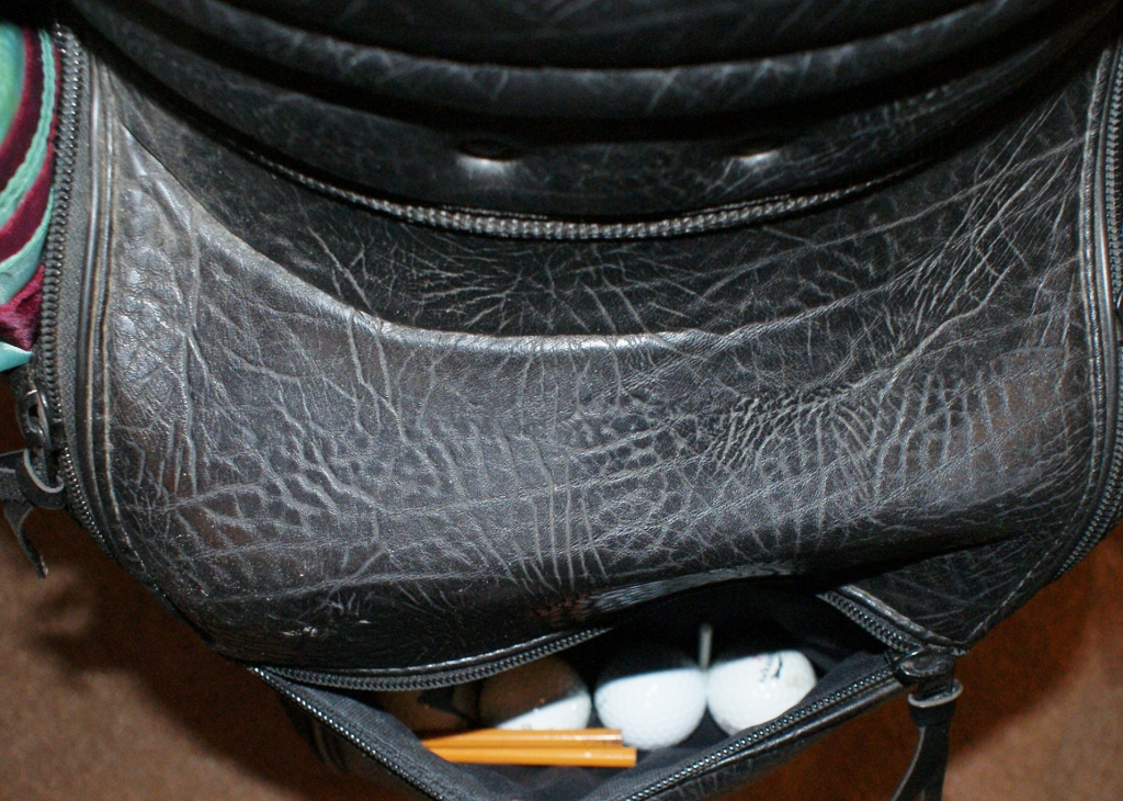 Coors Light Golf Bag With Clubs