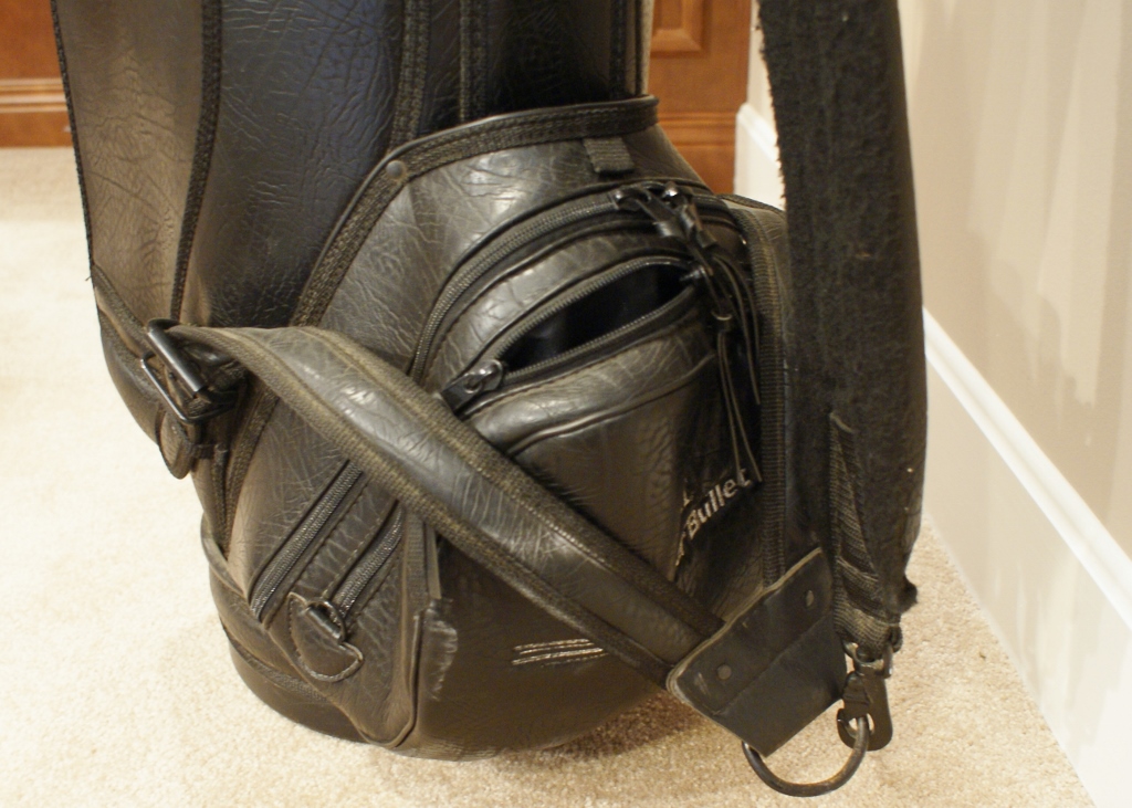 Coors Light Golf Bag With Clubs