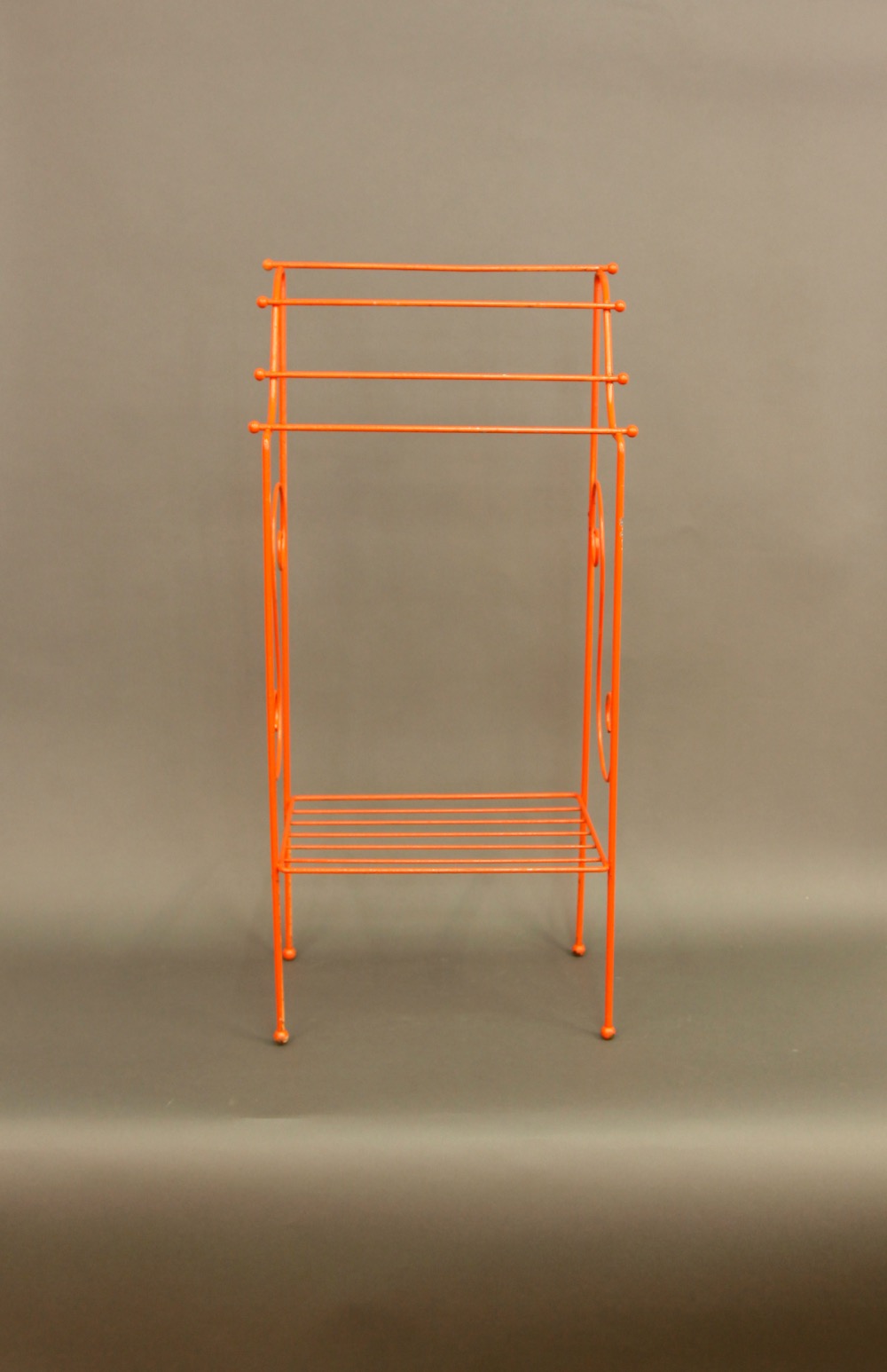 Metal Towel Rack and Wicker Stand