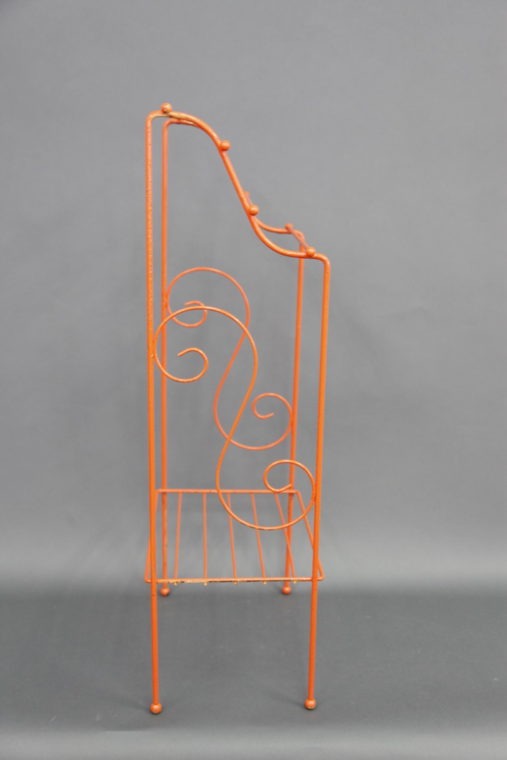 Metal Towel Rack and Wicker Stand