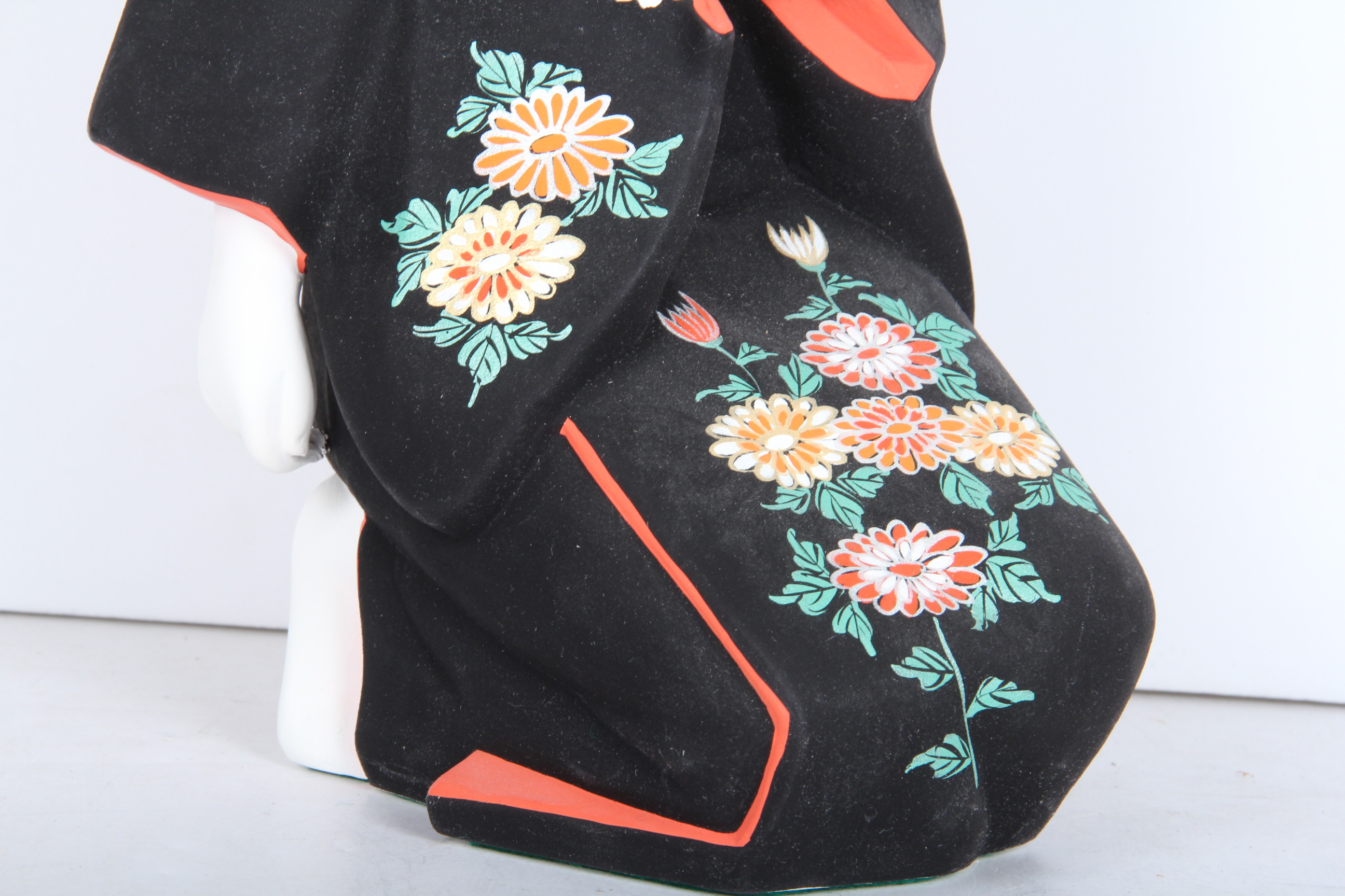 Pair of Ceramic Japanese Figurines