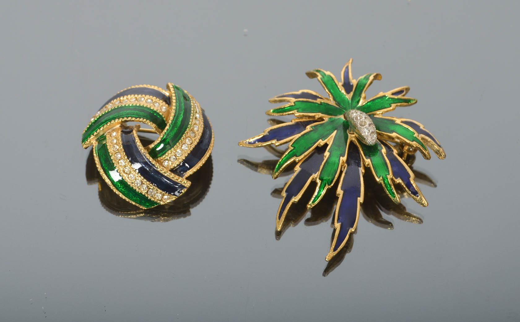 Assortment of Vintage Decorative Brooches