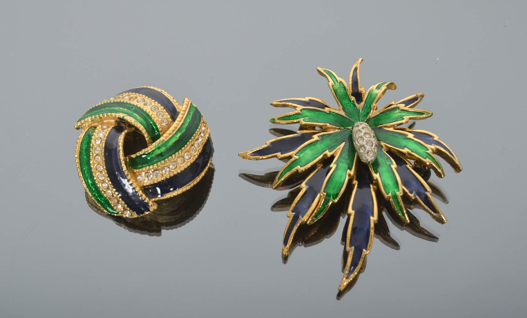 Collection of Vintage Decorative Brooches