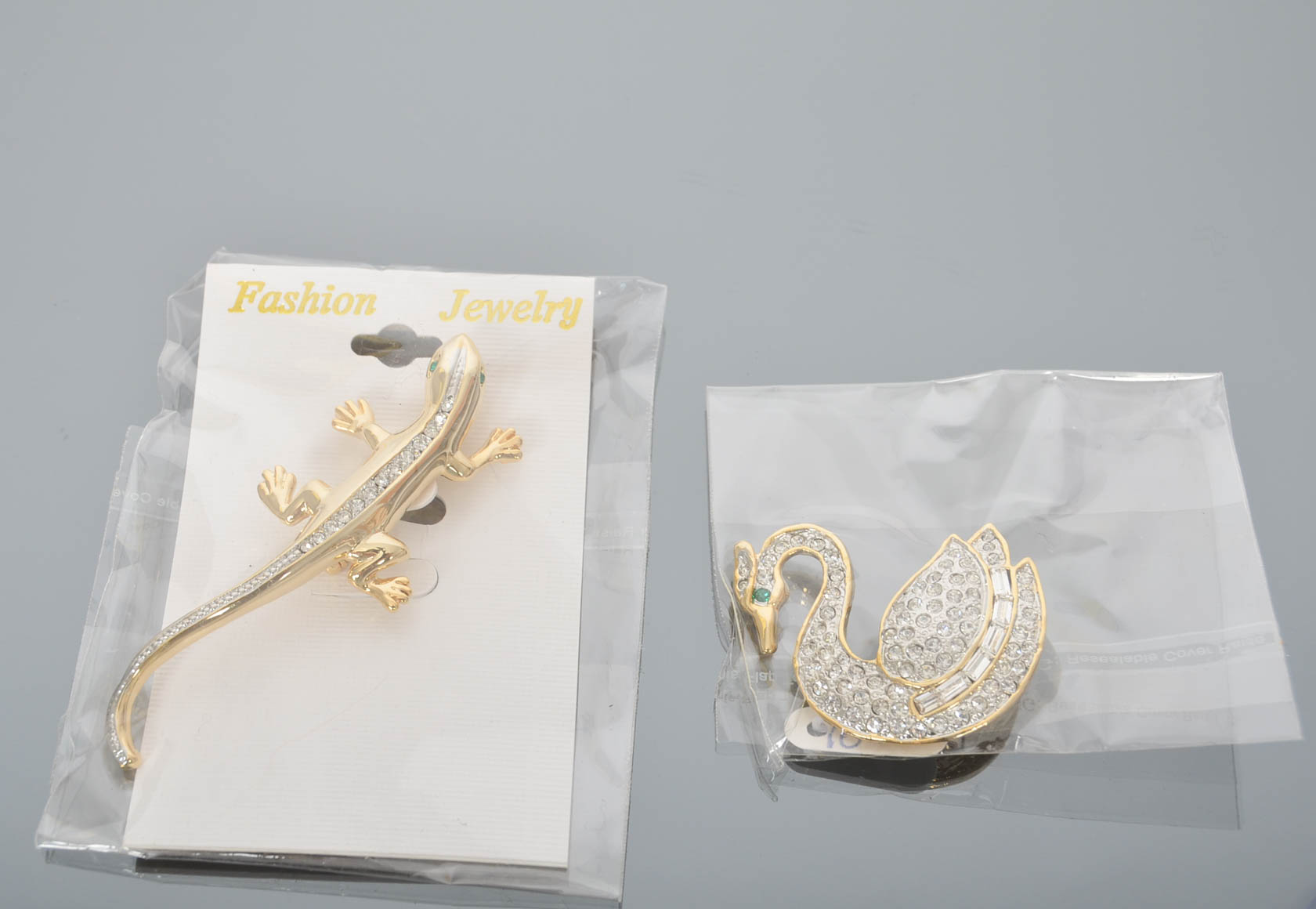 Assortment of Various Vintage Animal Brooches