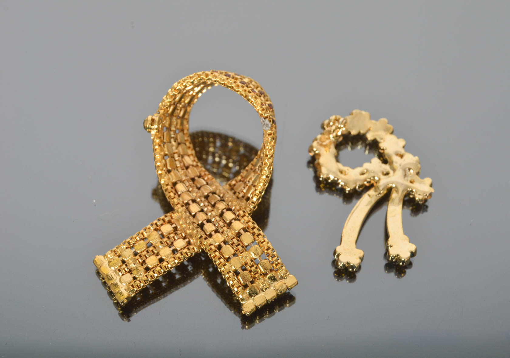 Collection of Assorted Vintage Brooches