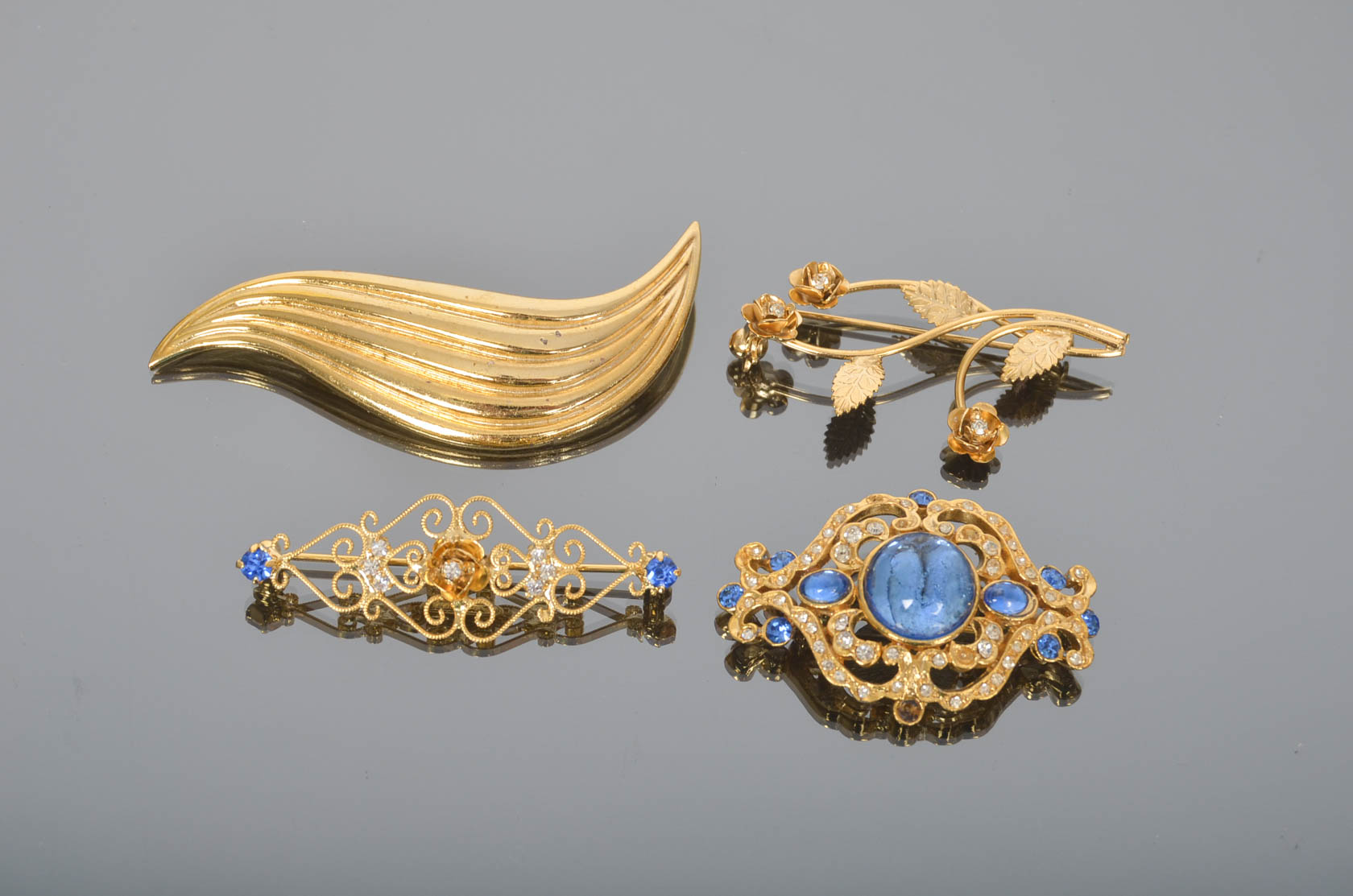 Assortment of Vintage Decorative Brooches