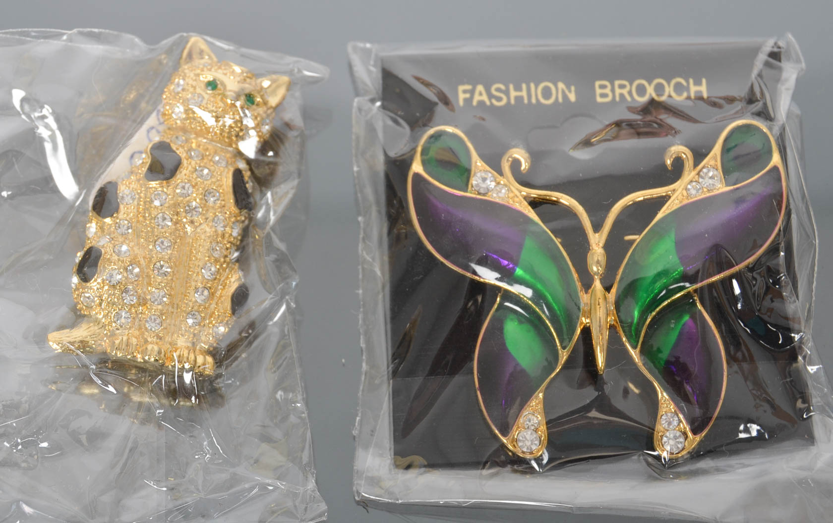 Assortment of Various Vintage Animal Brooches