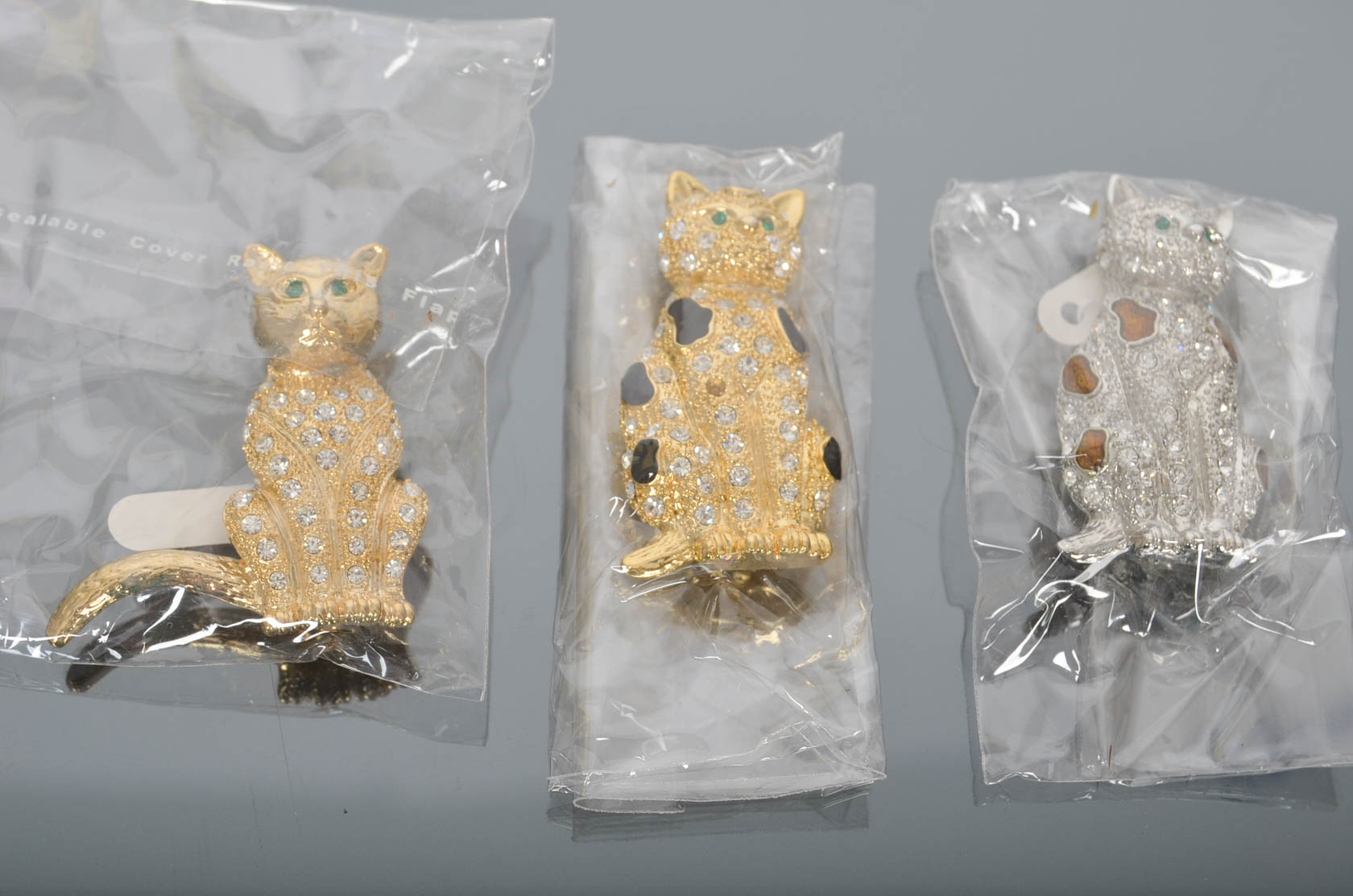 Assortment of Vintage Cat Brooches