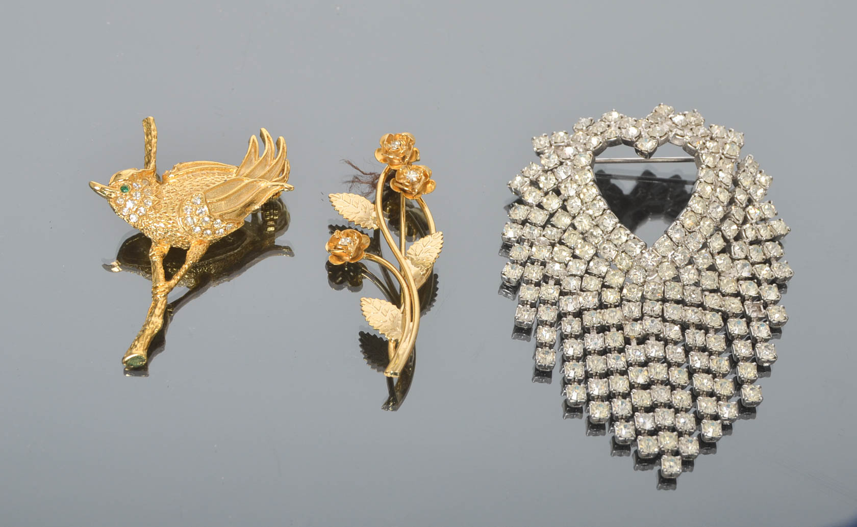 Collection of Vintage Decorative Brooches