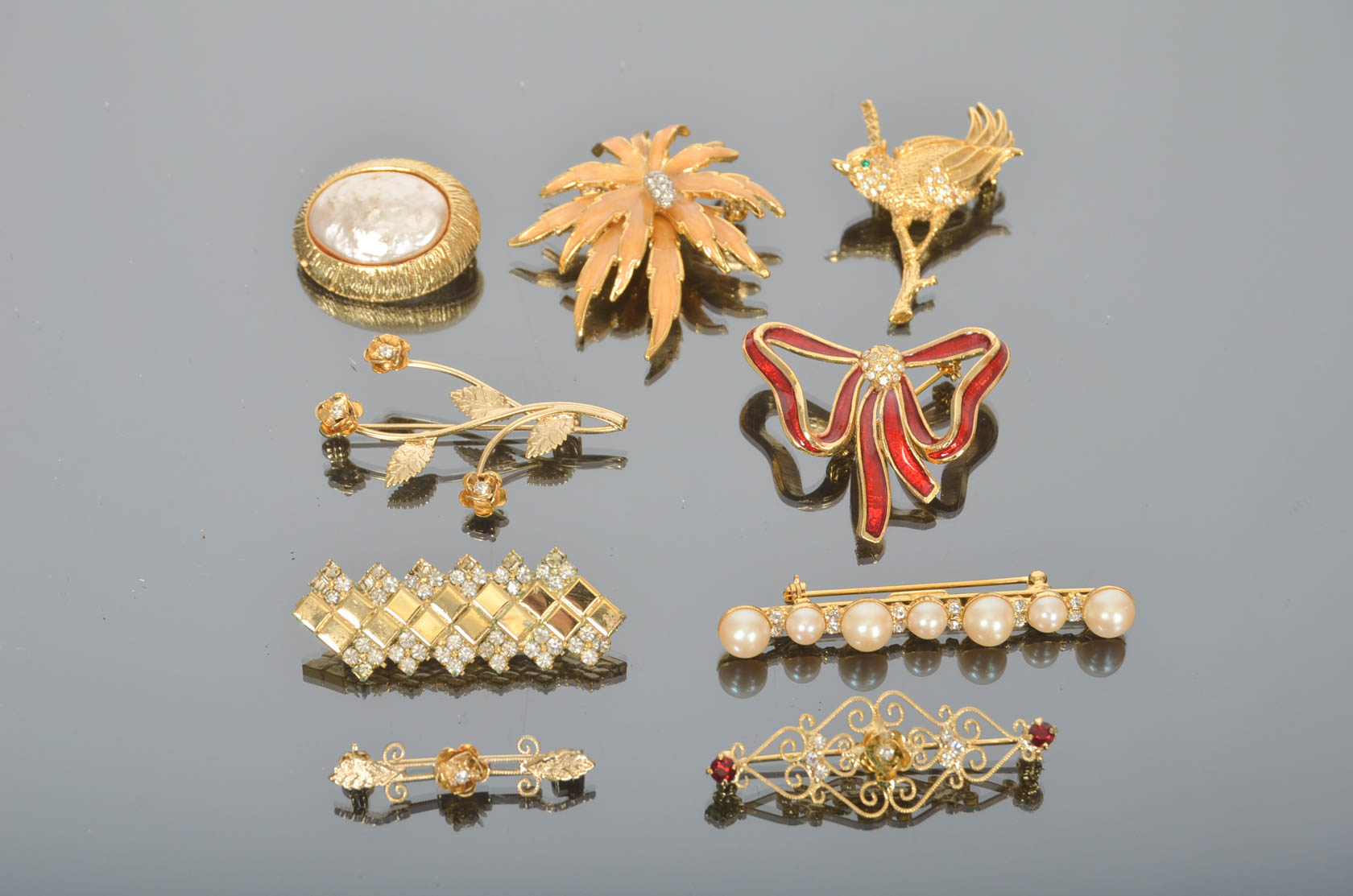 Assortment of Vintage Decorative Brooches