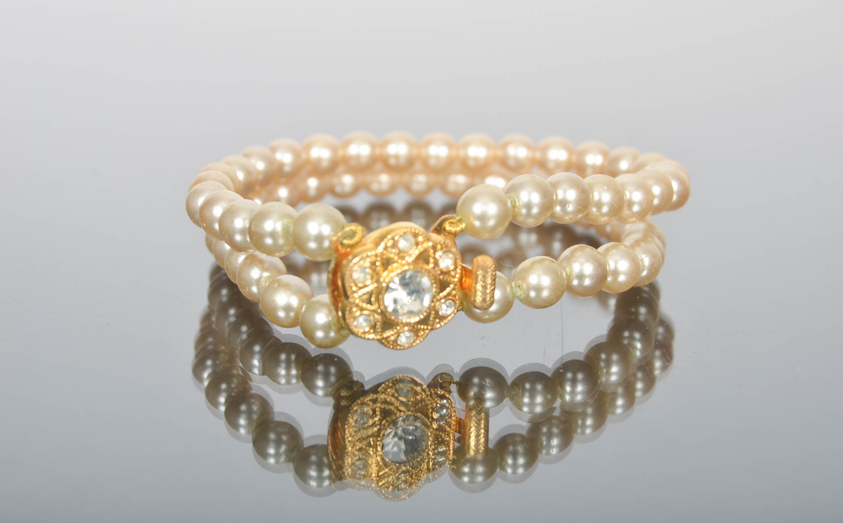 Wedding set of Vintage Faux Pearl Bracelets