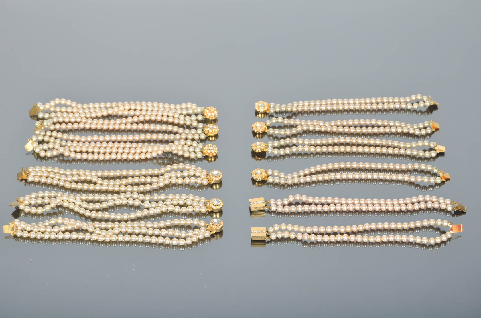 Gift Lot of Vintage Faux Pearl Bracelets