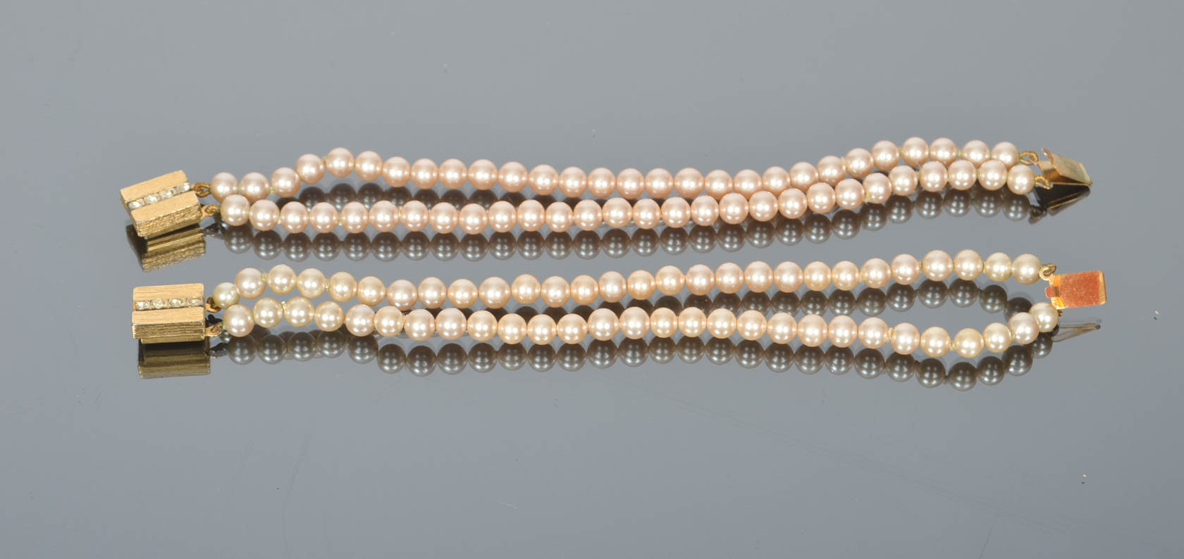 Gift Lot of Vintage Faux Pearl Bracelets