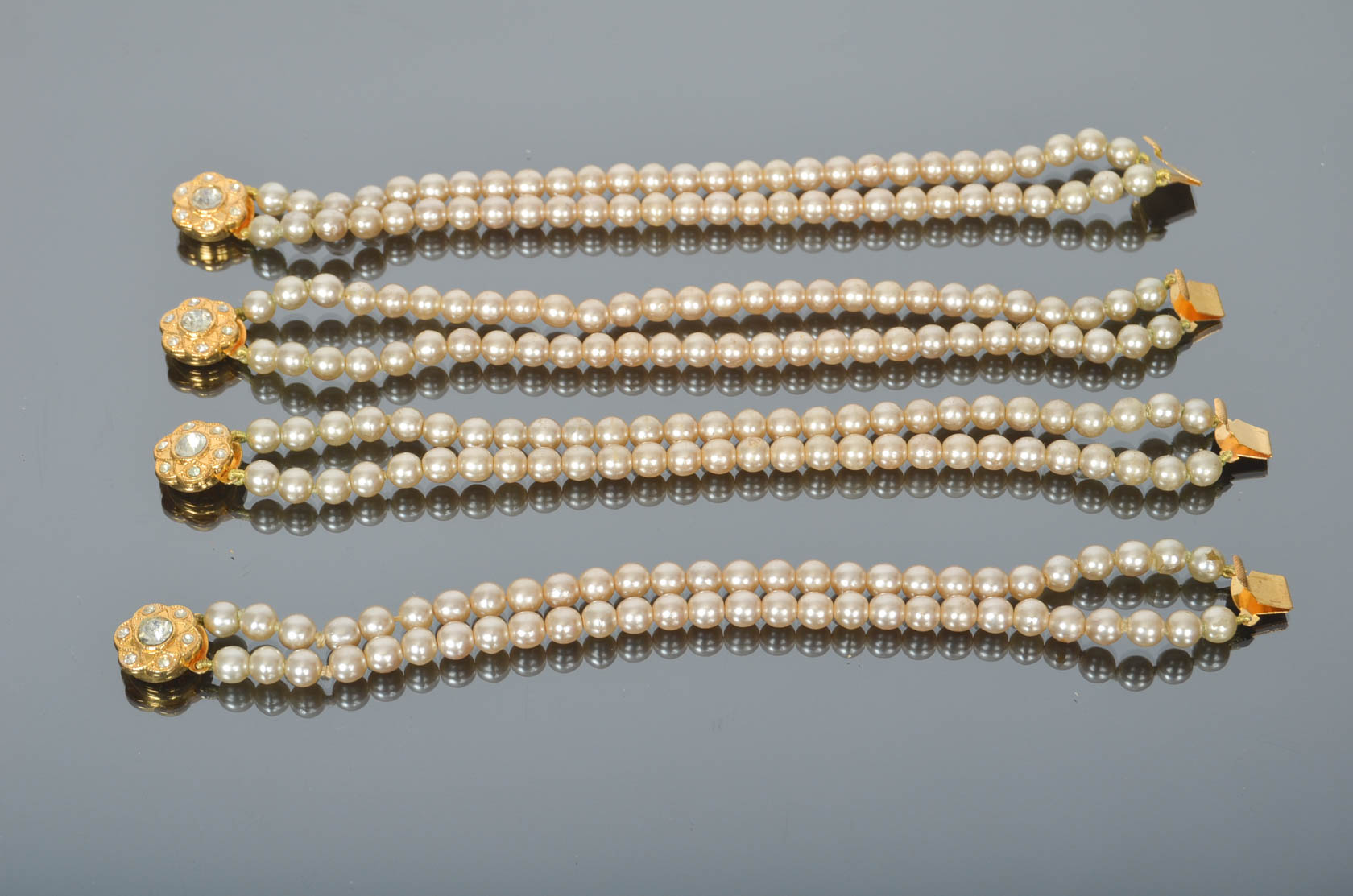 Gift Lot of Vintage Faux Pearl Bracelets