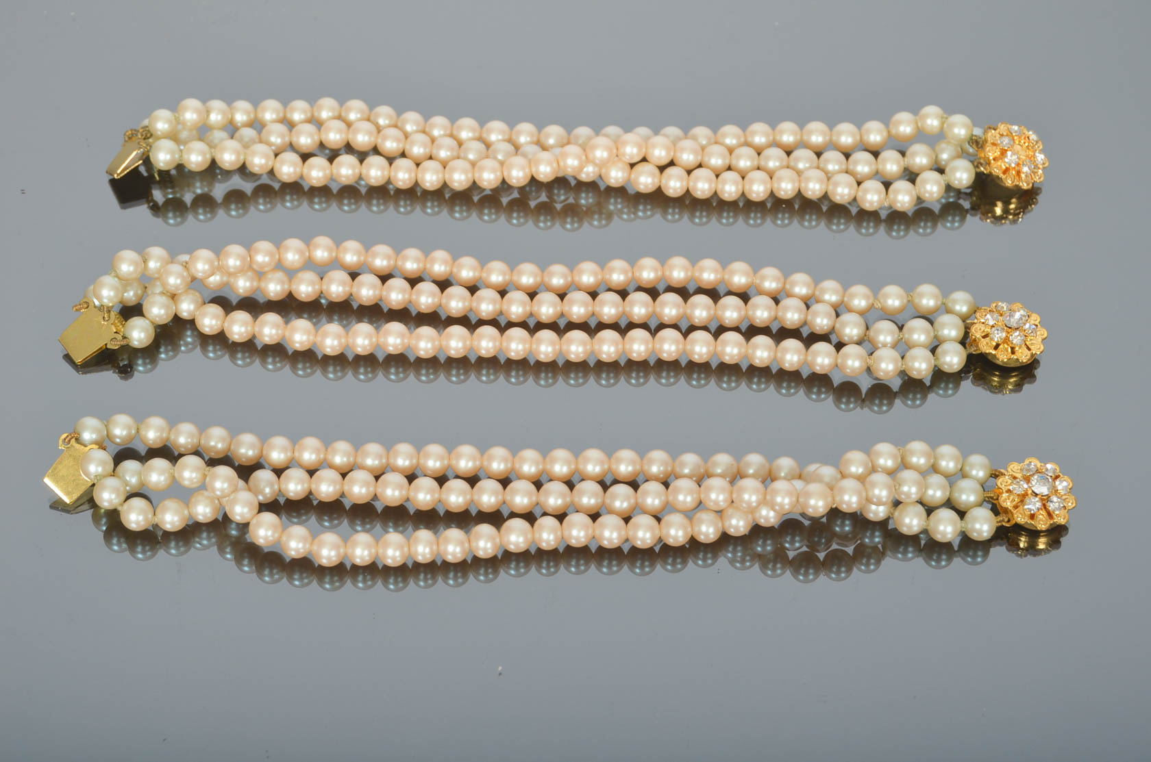 Gift Lot of Vintage Faux Pearl Bracelets