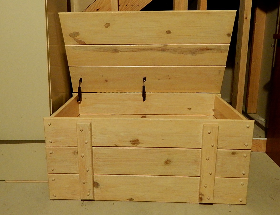 Pine Storage Box