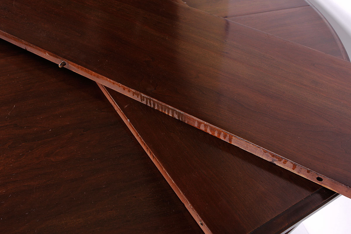 Willett Pedestal Dining Table