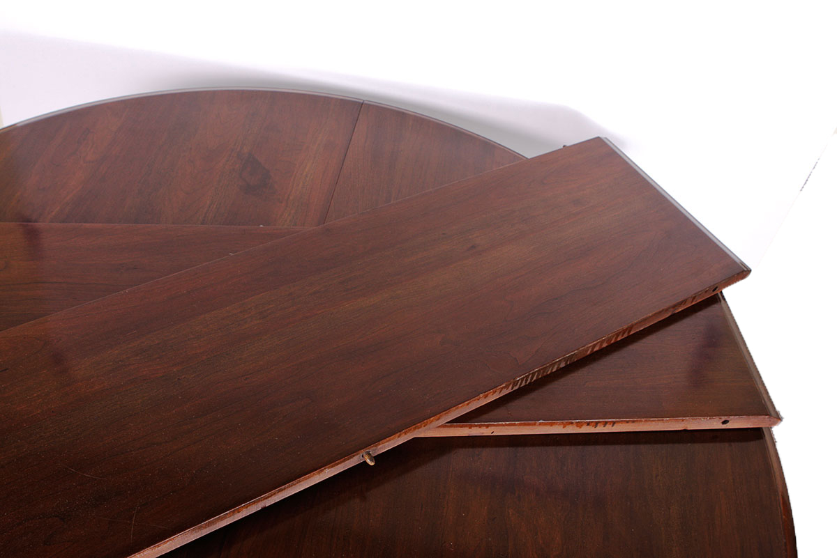 Willett Pedestal Dining Table