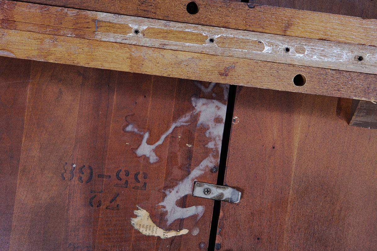 Willett Pedestal Dining Table