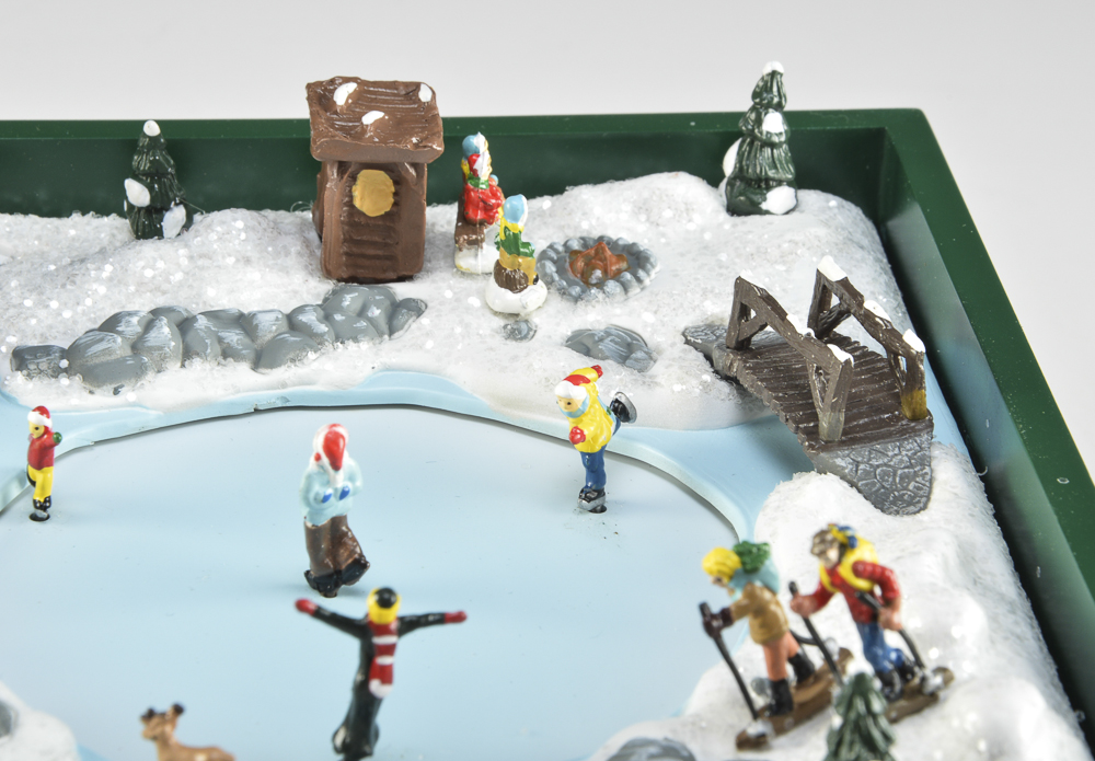 Crosley Electric BK312 White Christmas Music Box