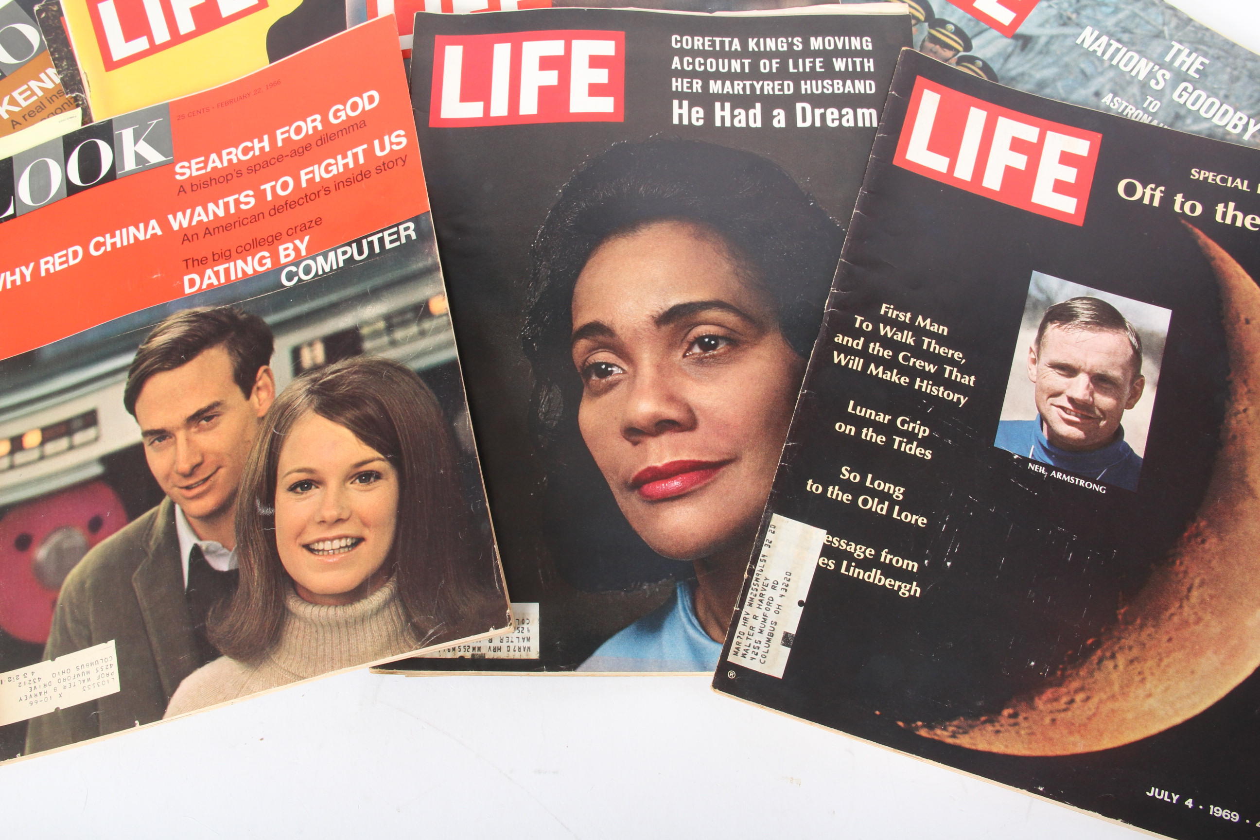 Grouping of Vintage Magazines