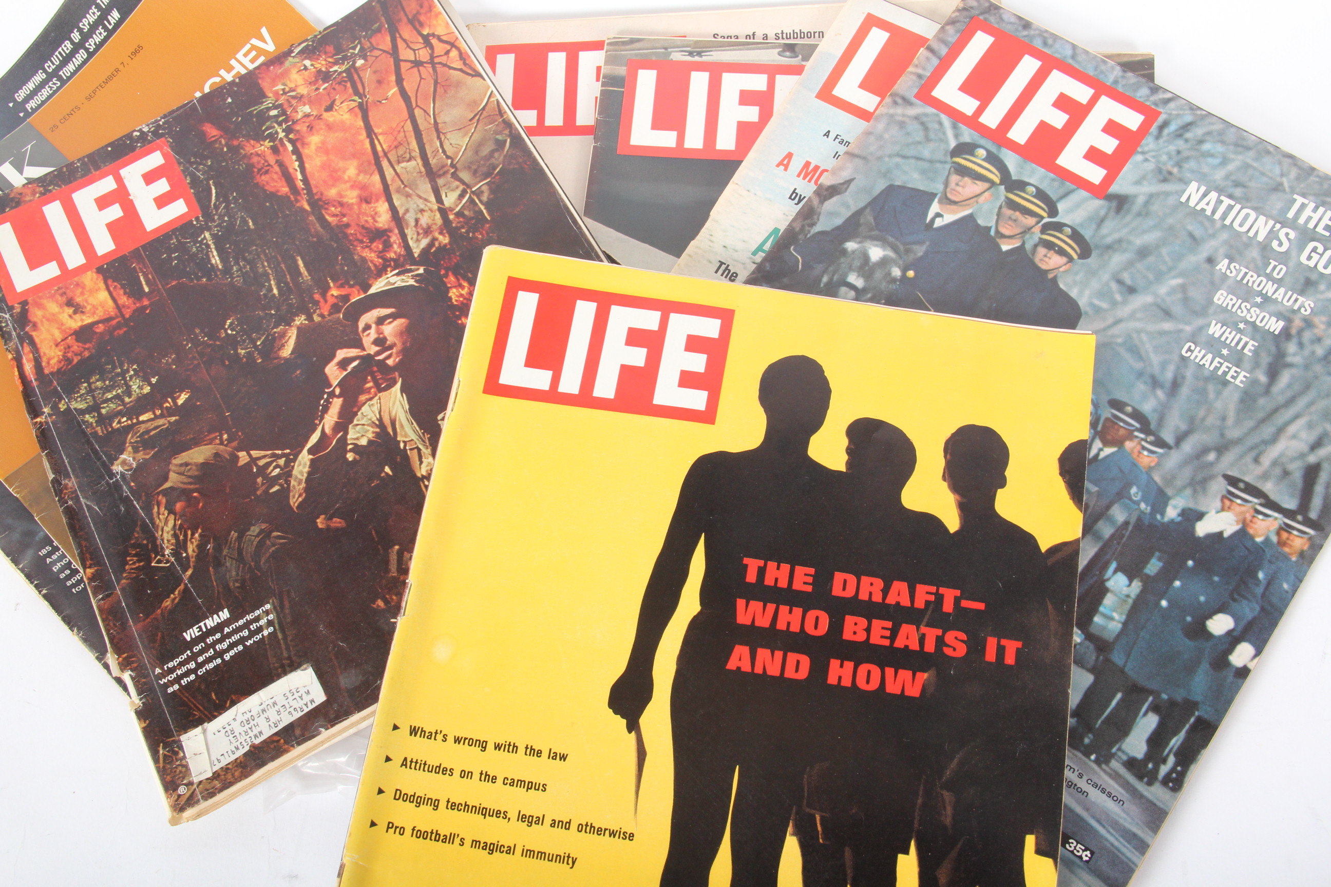 Grouping of Vintage Magazines