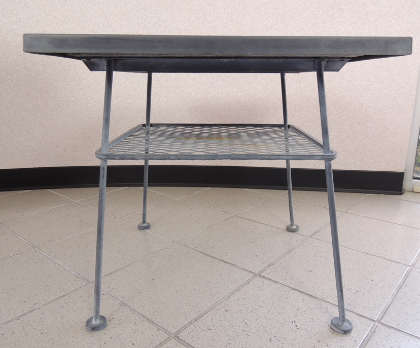 Mid Century Russell Woodard Patio Chairs with Table