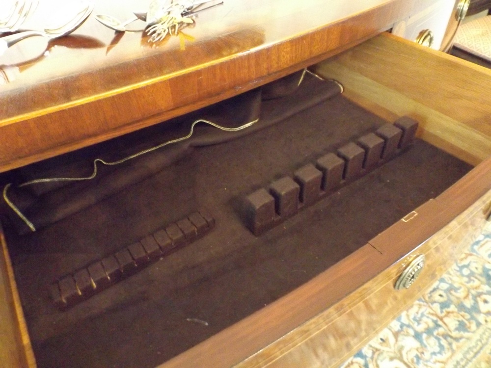 Baker Furniture Hepplewhite Style Mahogany Sideboard