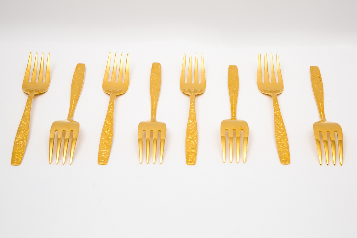 International Silver Americana Golden Heritage Flatware Set