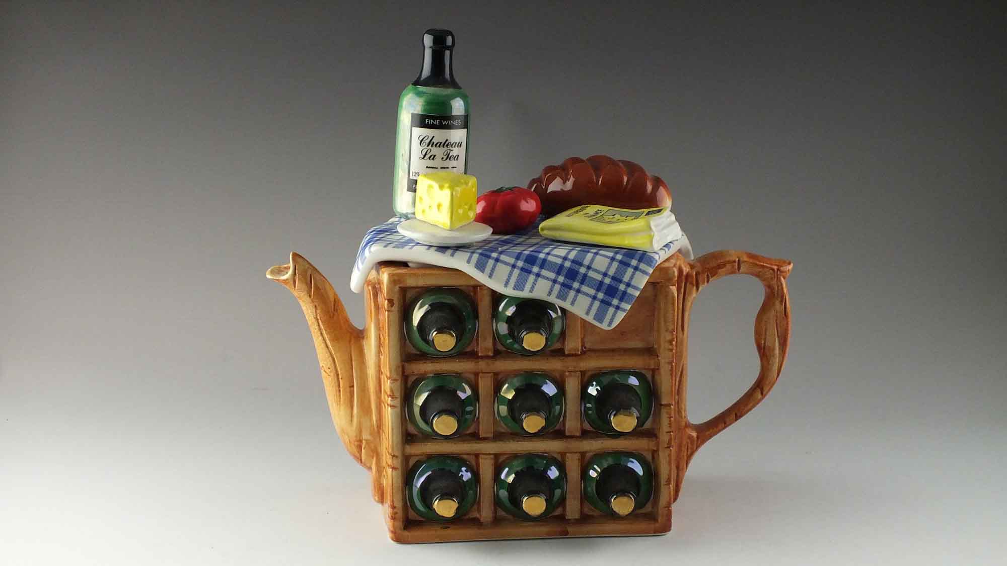 Swineside Ceramic Tea Pot from England