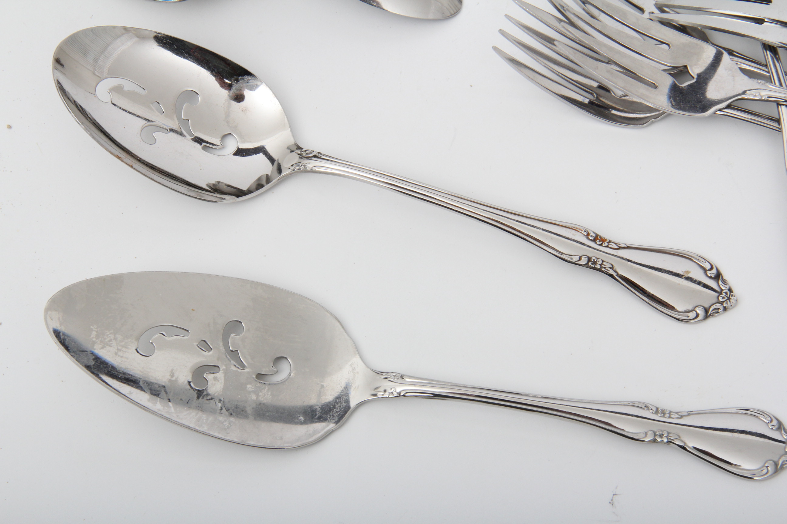 Oneidacraft Deluxe Stainless Flatware