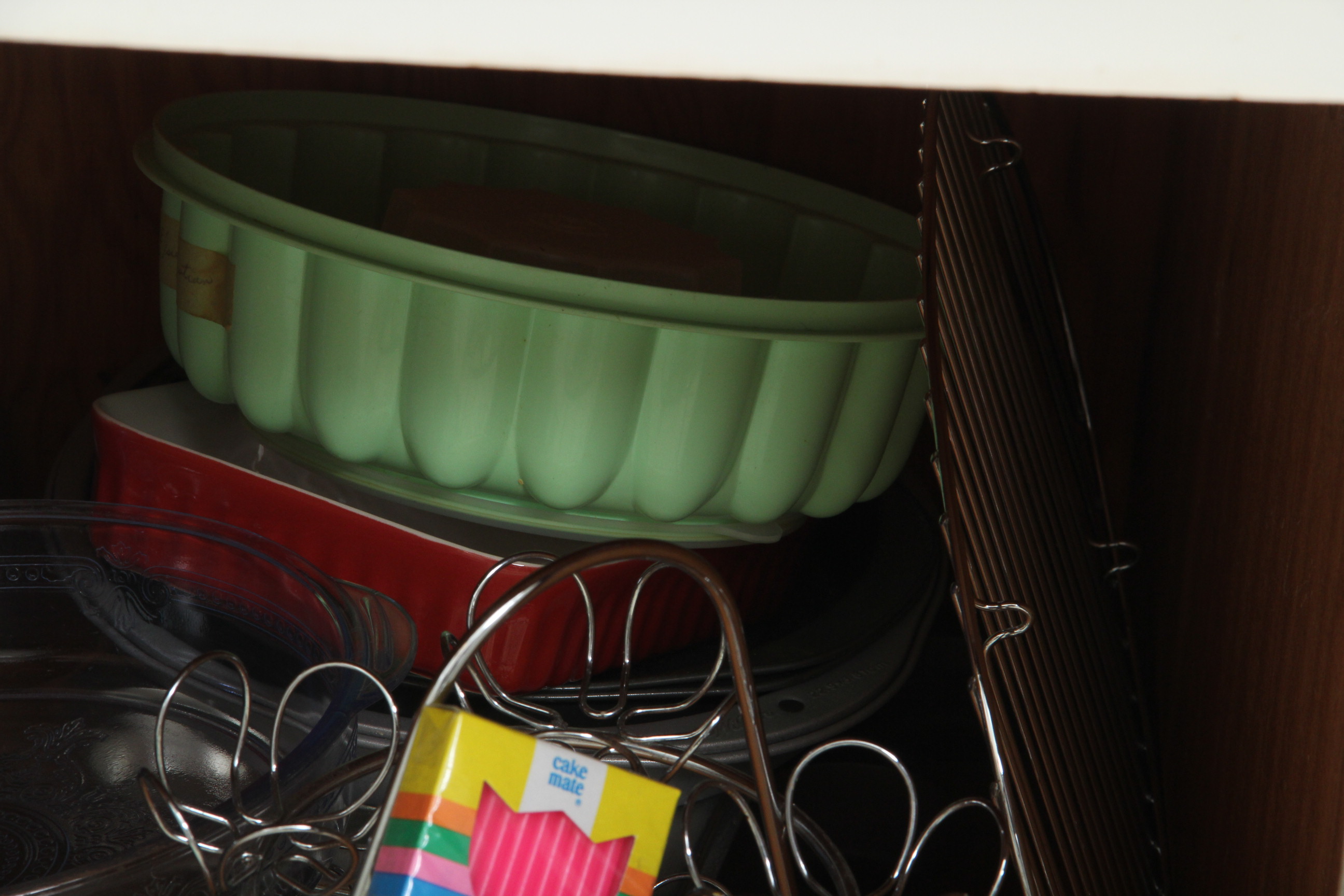 Assorted Bakeware Grouping