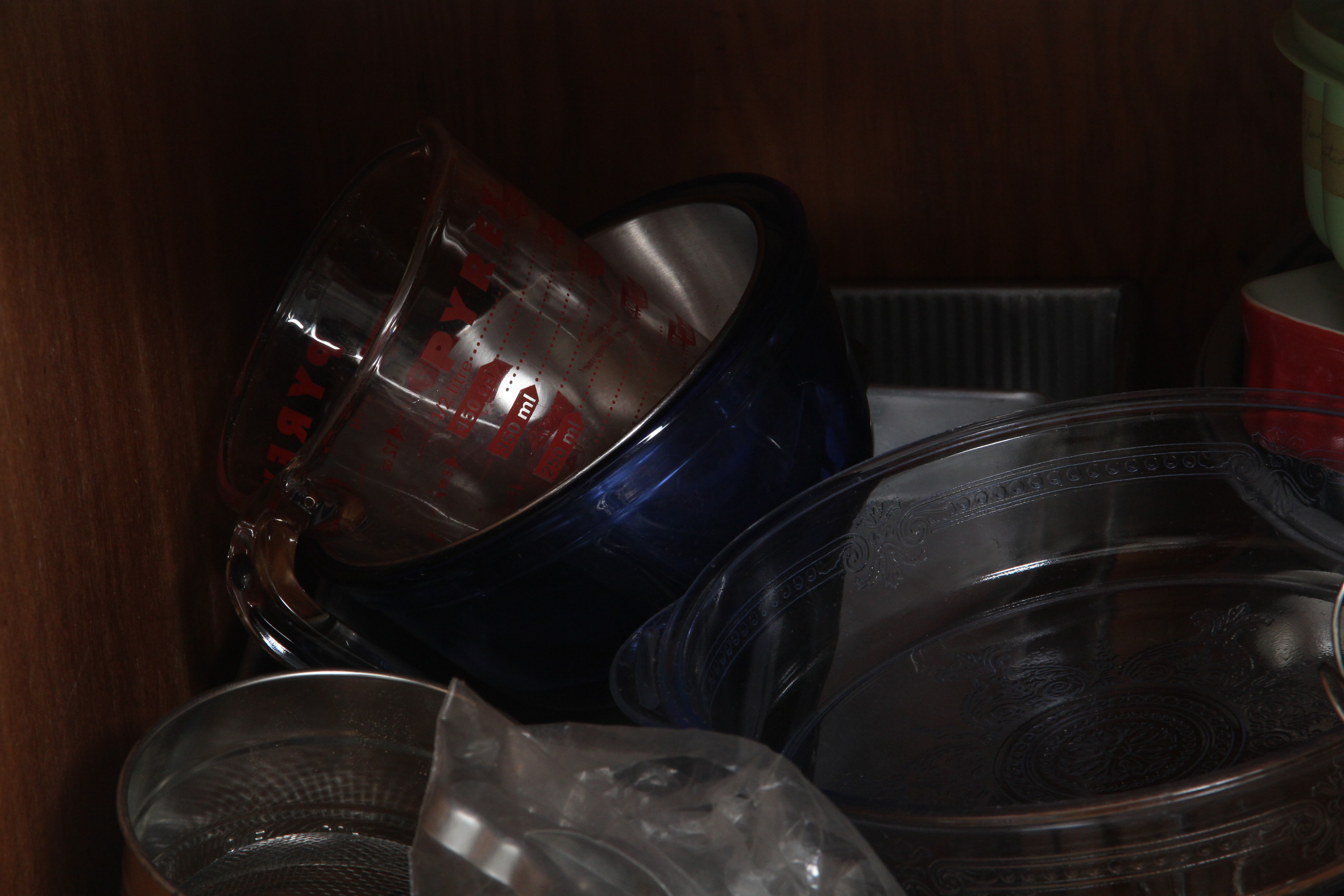 Assorted Bakeware Grouping