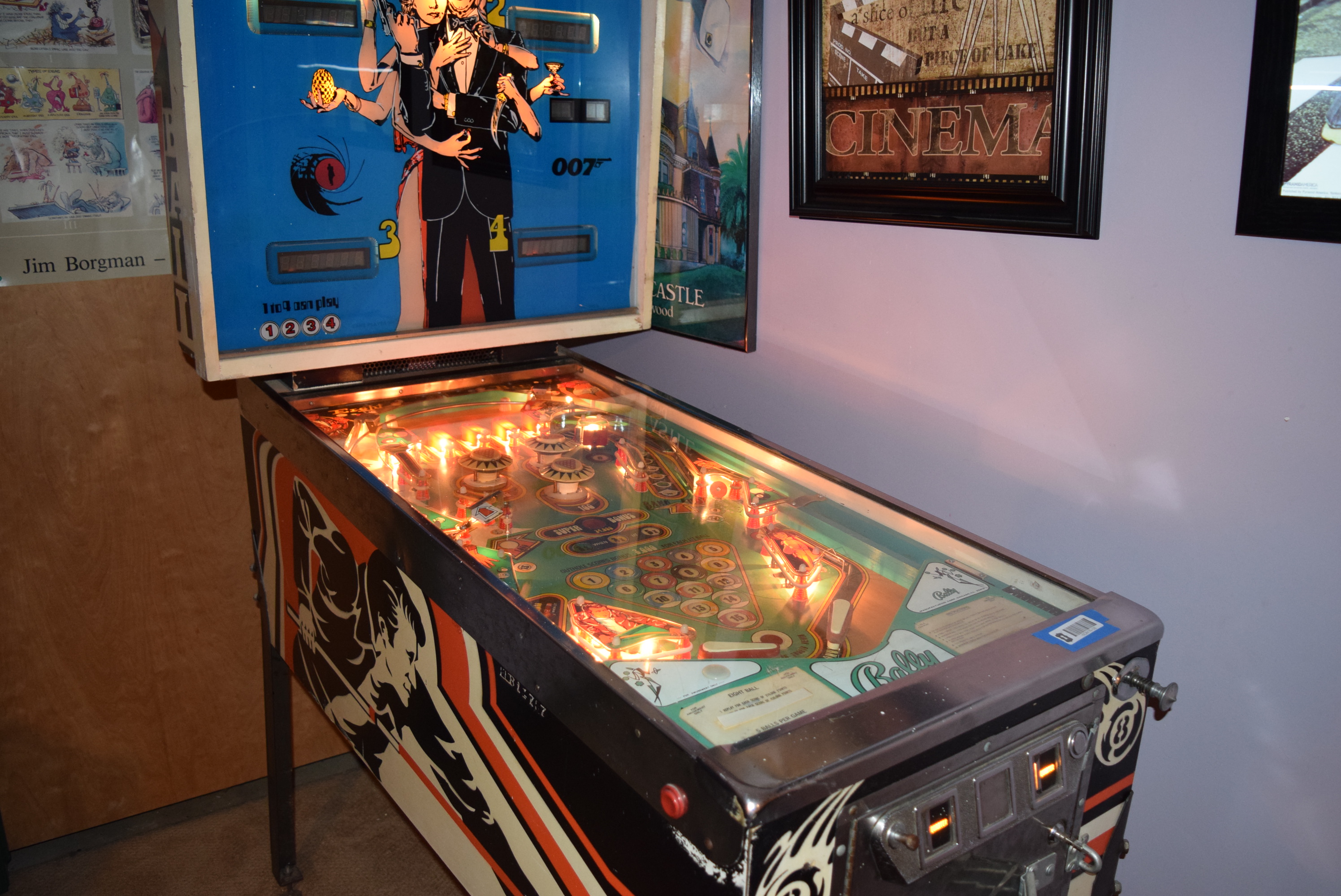 Vintage Bally "Eight Ball" Pinball Machine
