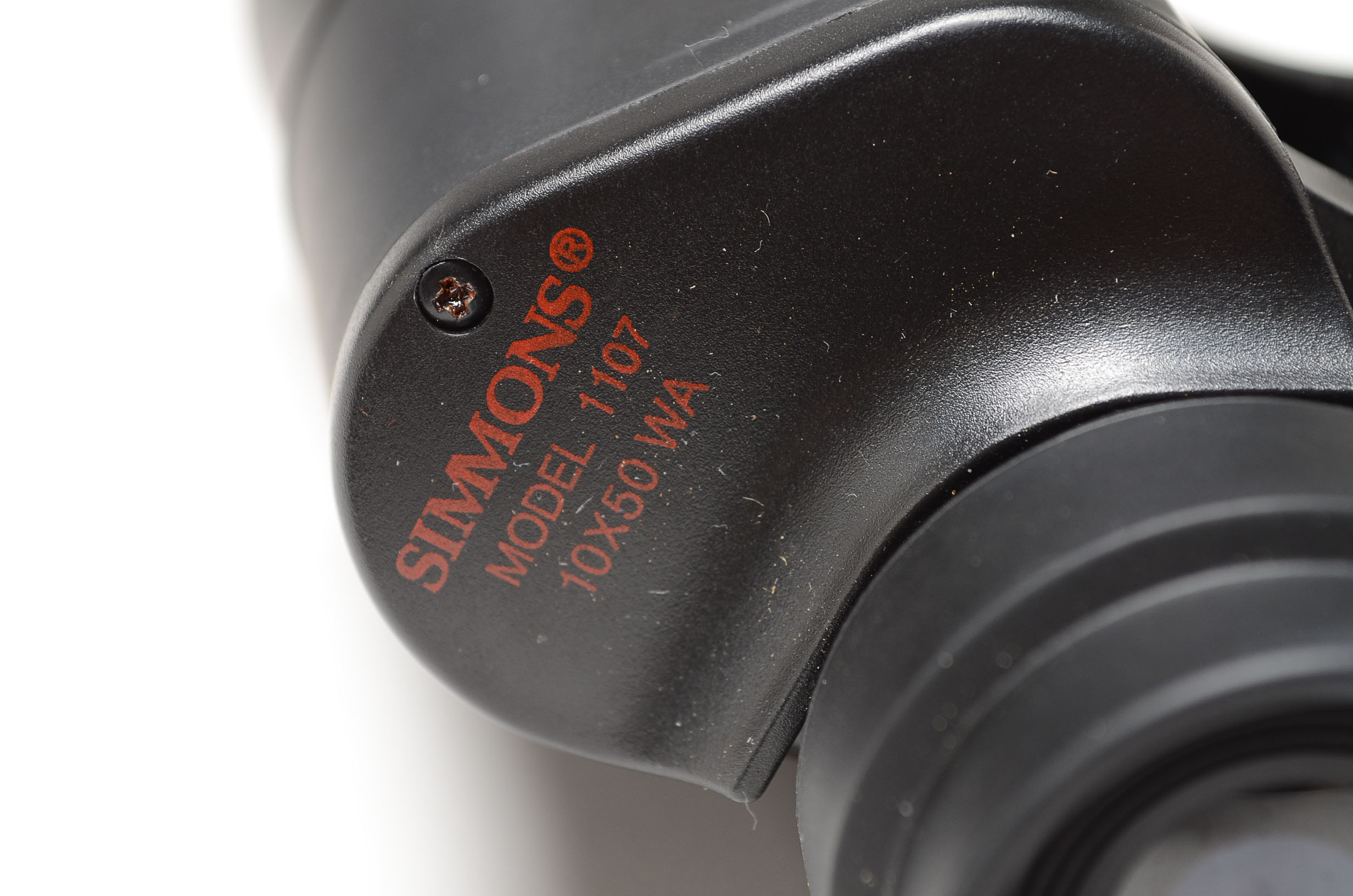 A Simmons Model 1107 10X50 Binocular