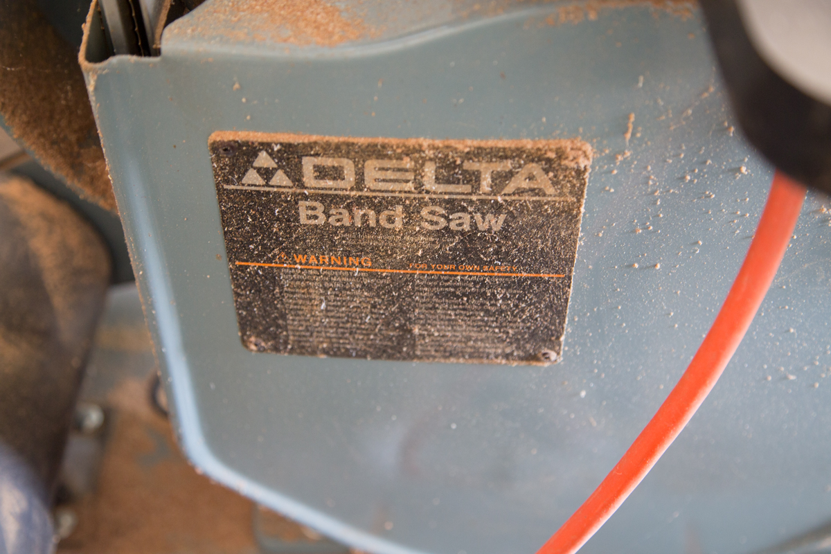 Delta 14" Band Saw with Extra Blades