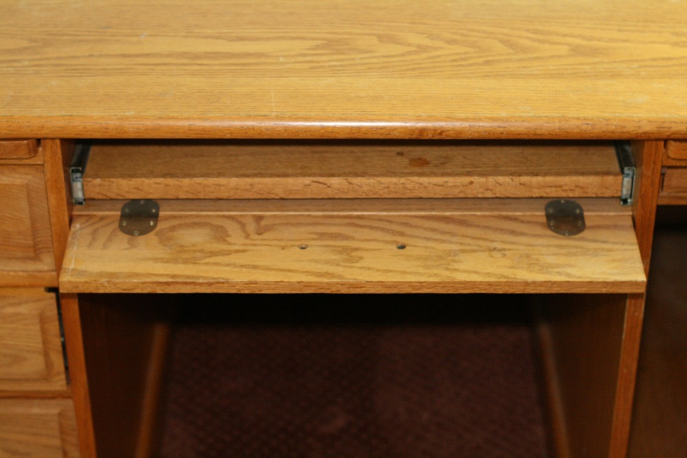 Winners Only Inc. Executive Oak Desk