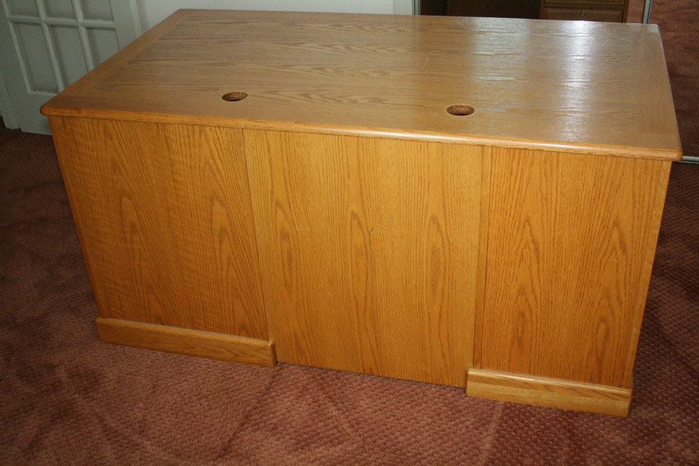 Winners Only Inc. Executive Oak Desk