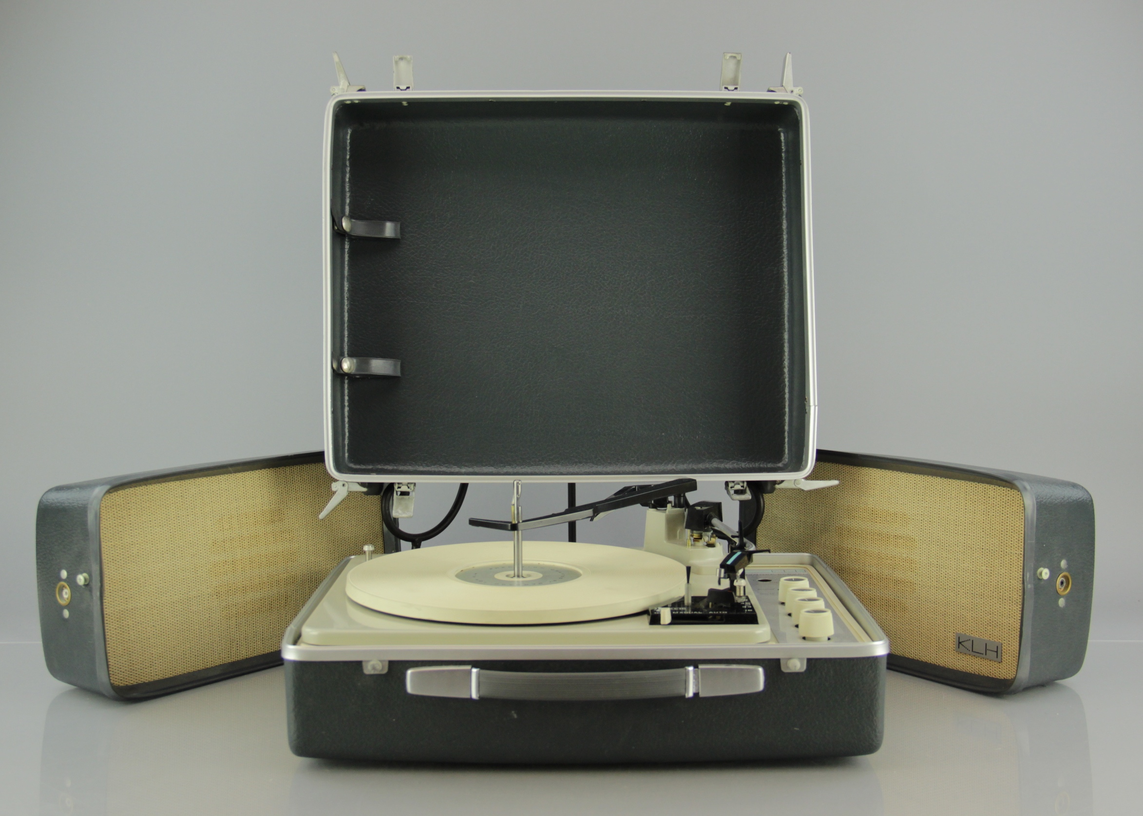 KLH Model 11 Turntable and Speaker Stereo Set