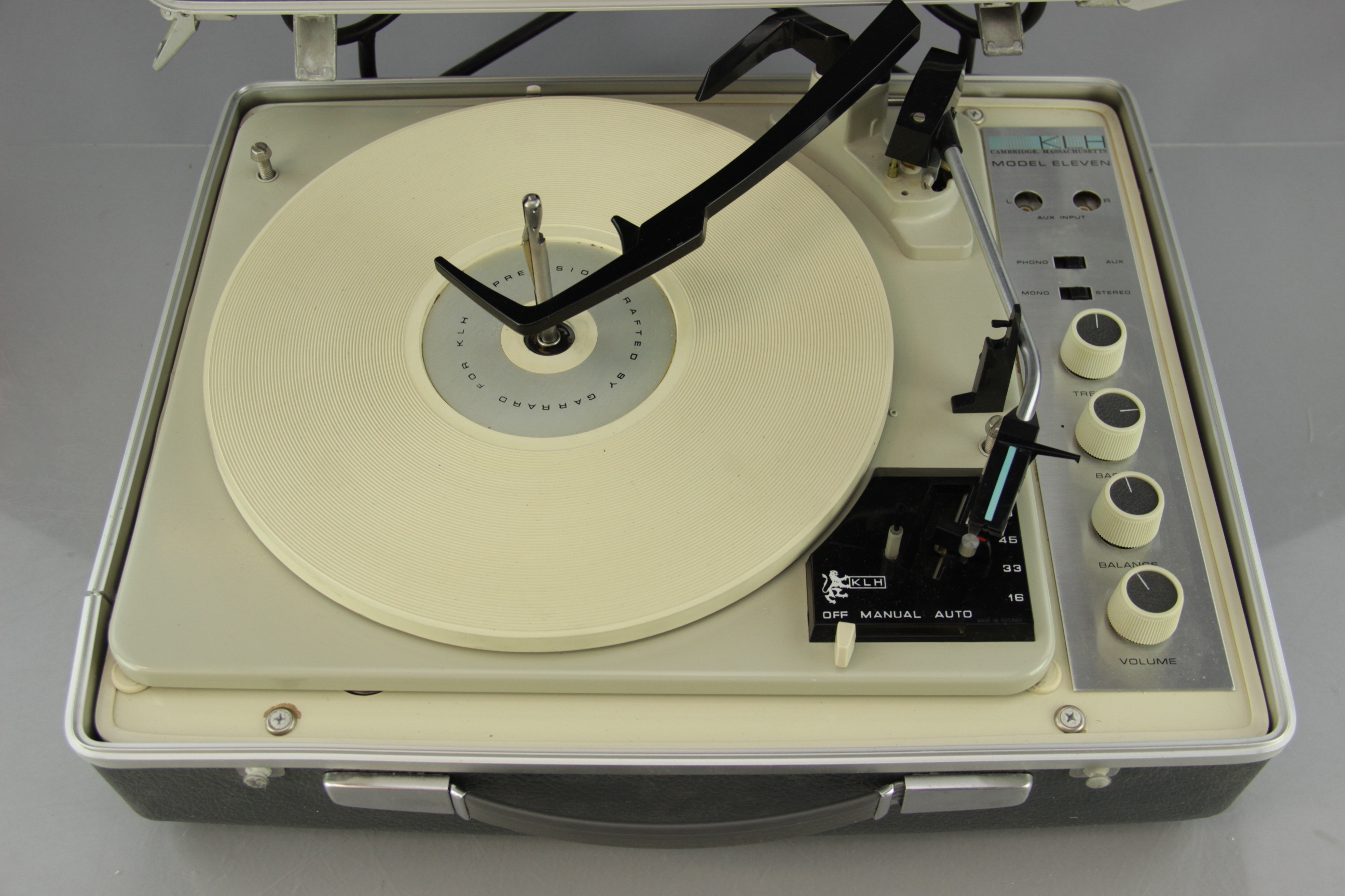 KLH Model 11 Turntable and Speaker Stereo Set