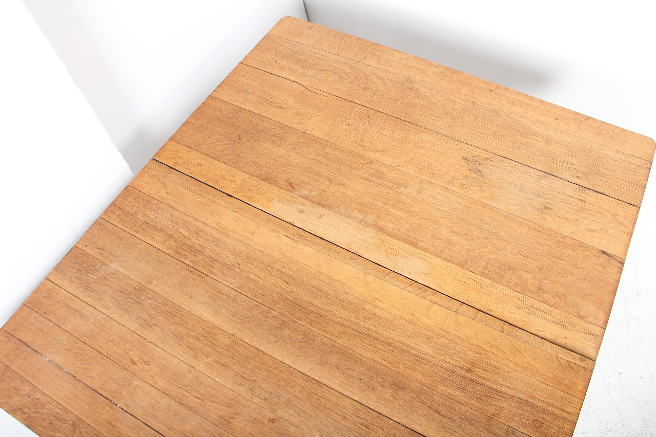 Rustic Pine Wood Table