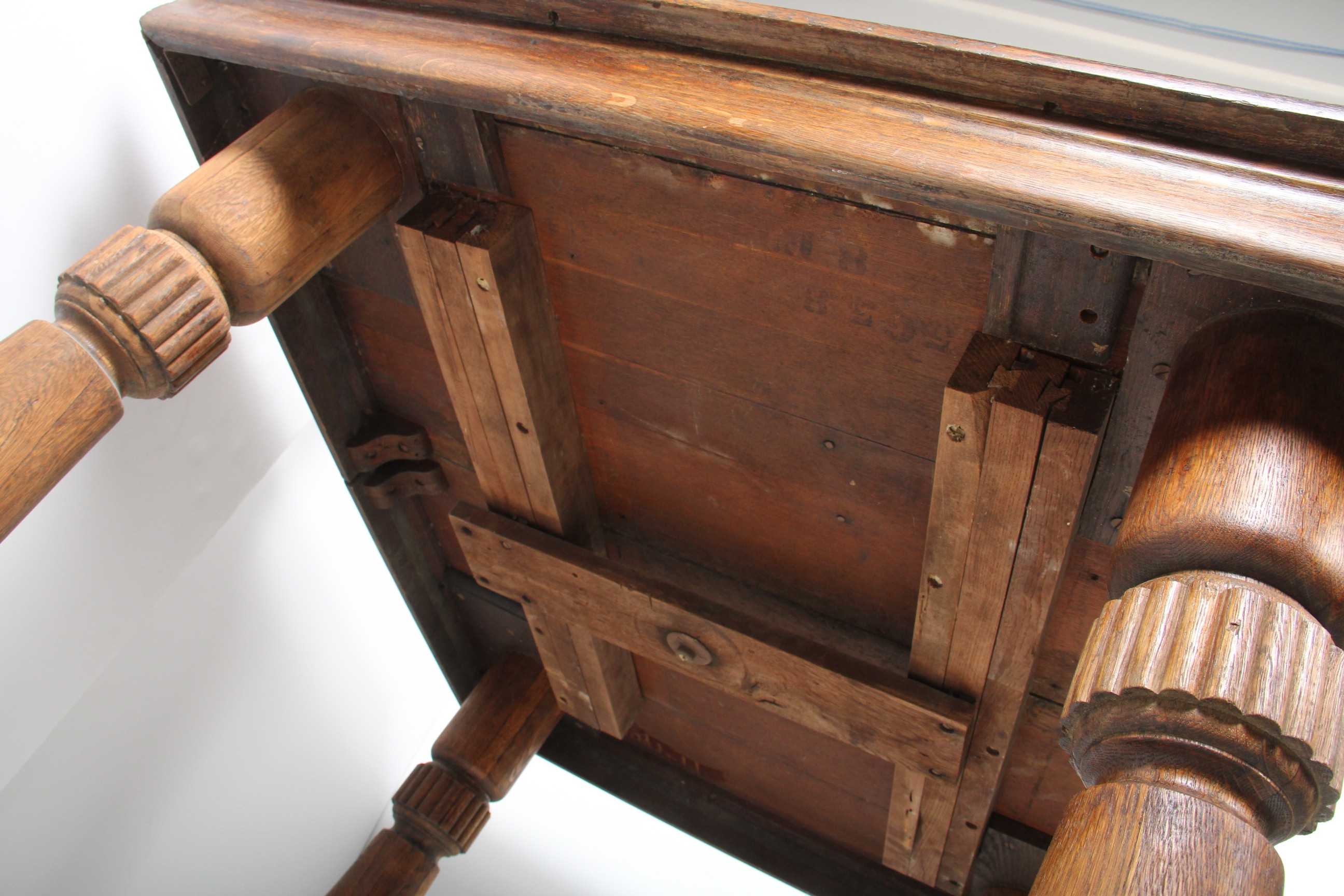 Rustic Pine Wood Table